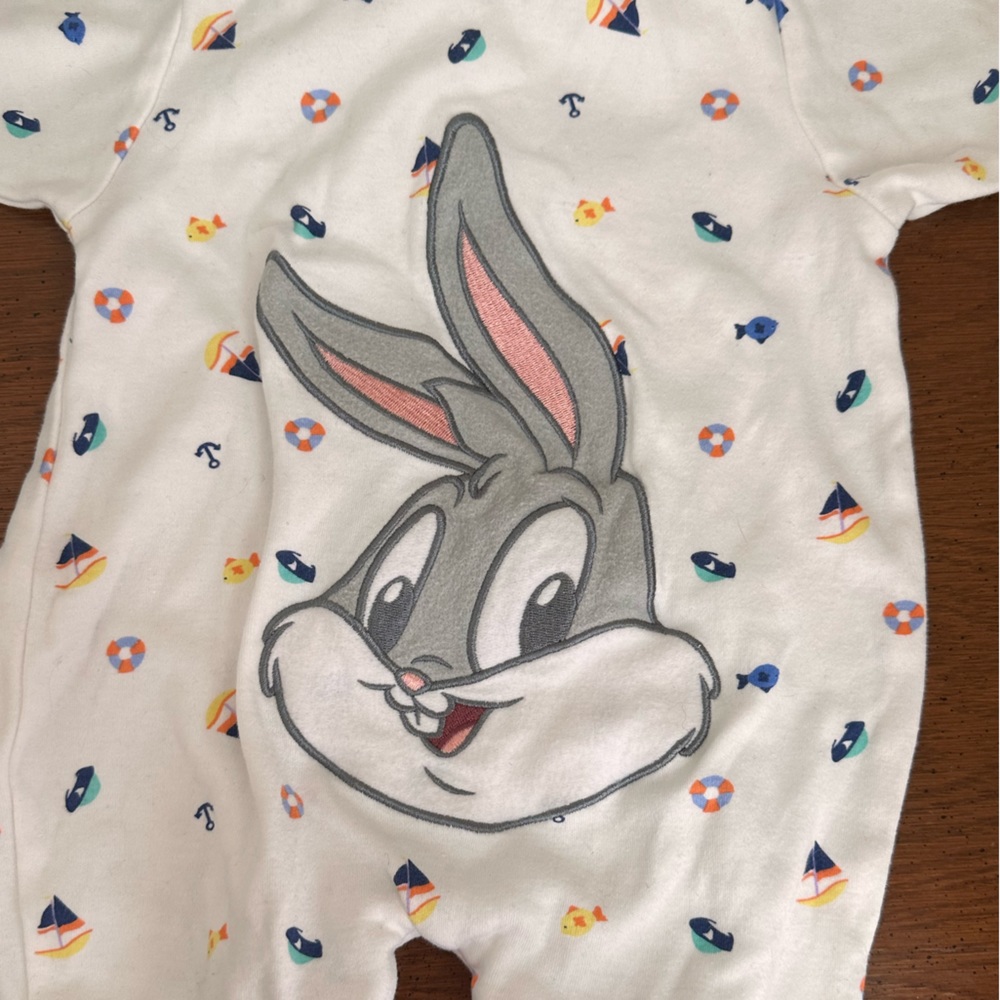 NWOT looney toons onesie